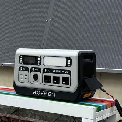 휴대용 발코니 발전소 2200W 2048WH 태양 에너지 저장 발전소
