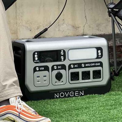 2048WH 2200W 휴대용 발코니 발전소 태양 에너지 저장 발전소